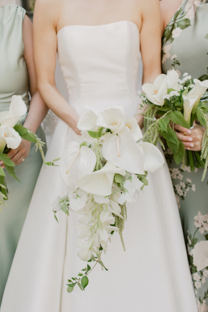 Close up of bridal bouquets